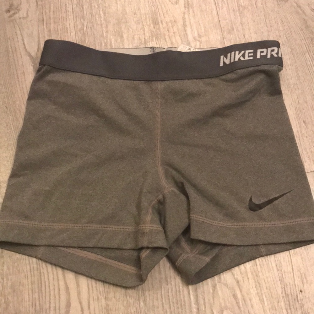 Grey nike pros